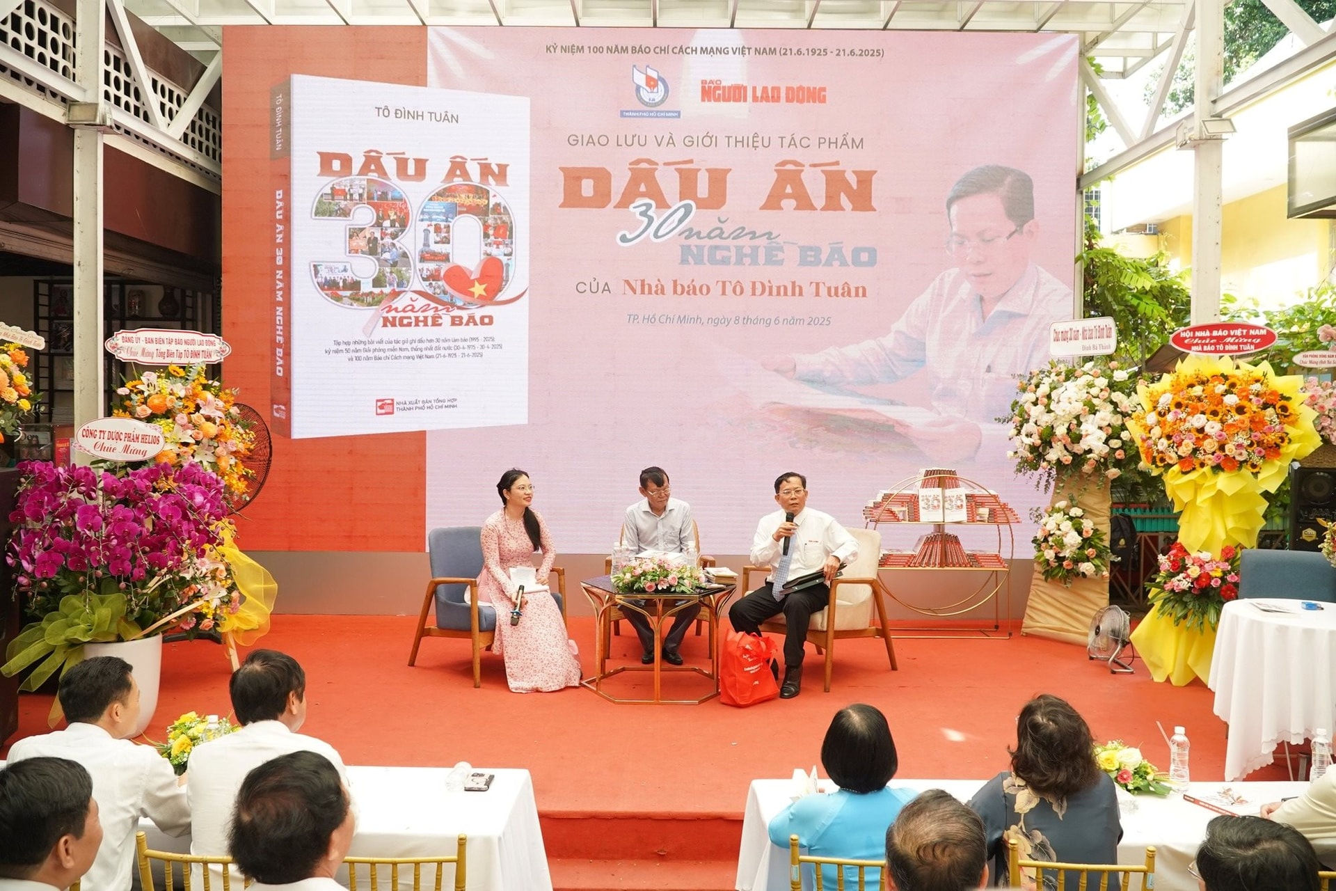 nha-bao-to-dinh-tuan-ra-mat-_881.jpg