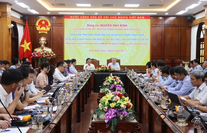 Phó Thủ tướng Nguyễn Hòa Bình chỉ đạo “tăng tốc” các dự án cao tốc- Ảnh 3.