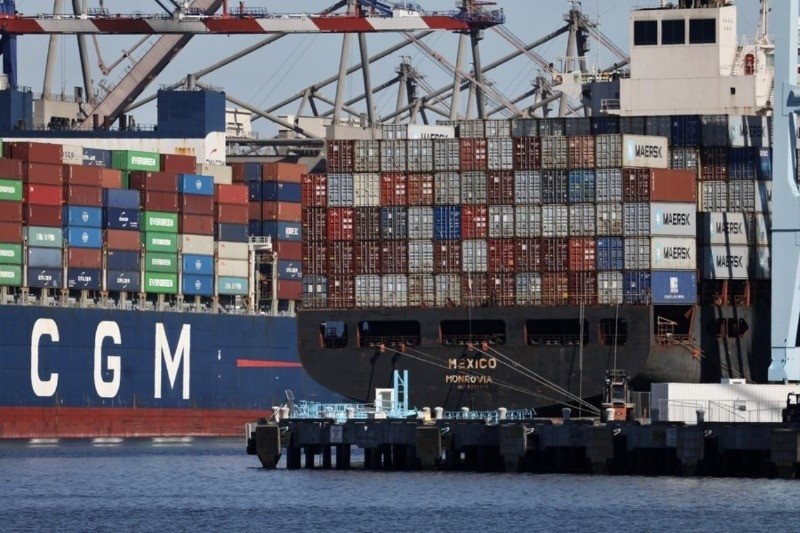 container-my-6991.jpg