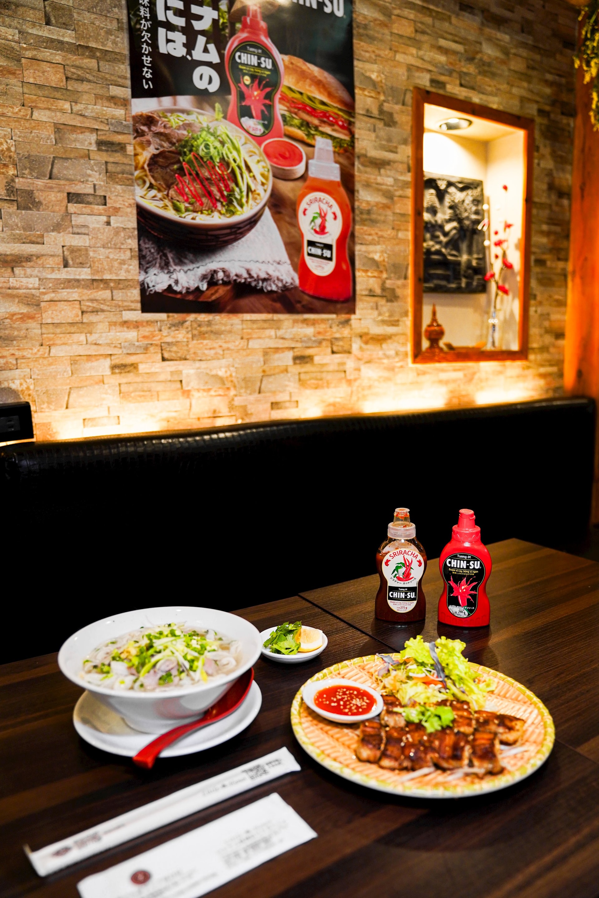 Ảnh 6. Dù là món nước hay món chiên chỉ cần thêm một chút thơm, cay nồng của Chinsu, món ăn trở nên hấp dẫn hơn