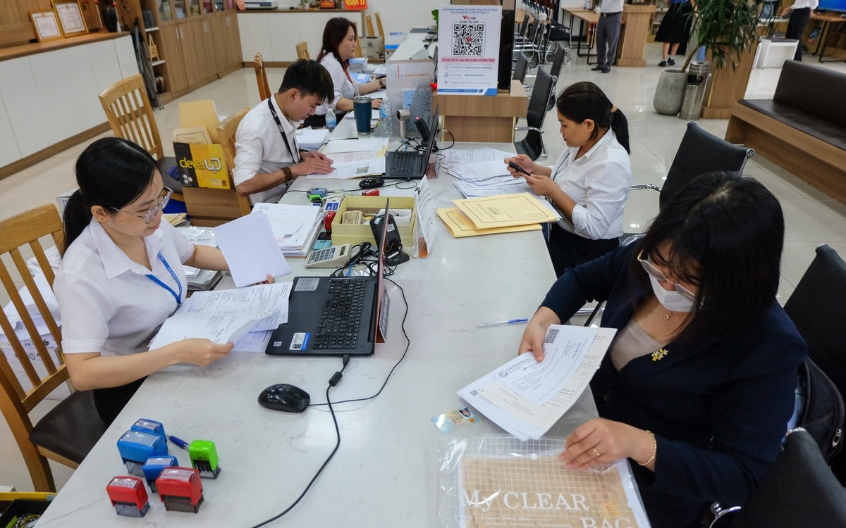 Sở Xây dựng TP.HCM kiến nghị tạm giao cho cấp xã cấp phép xây nhà ở