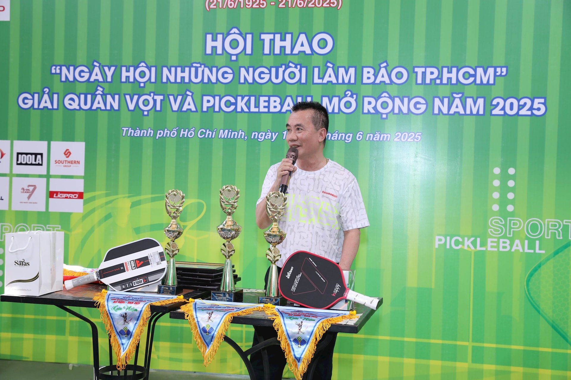 p1.jpg