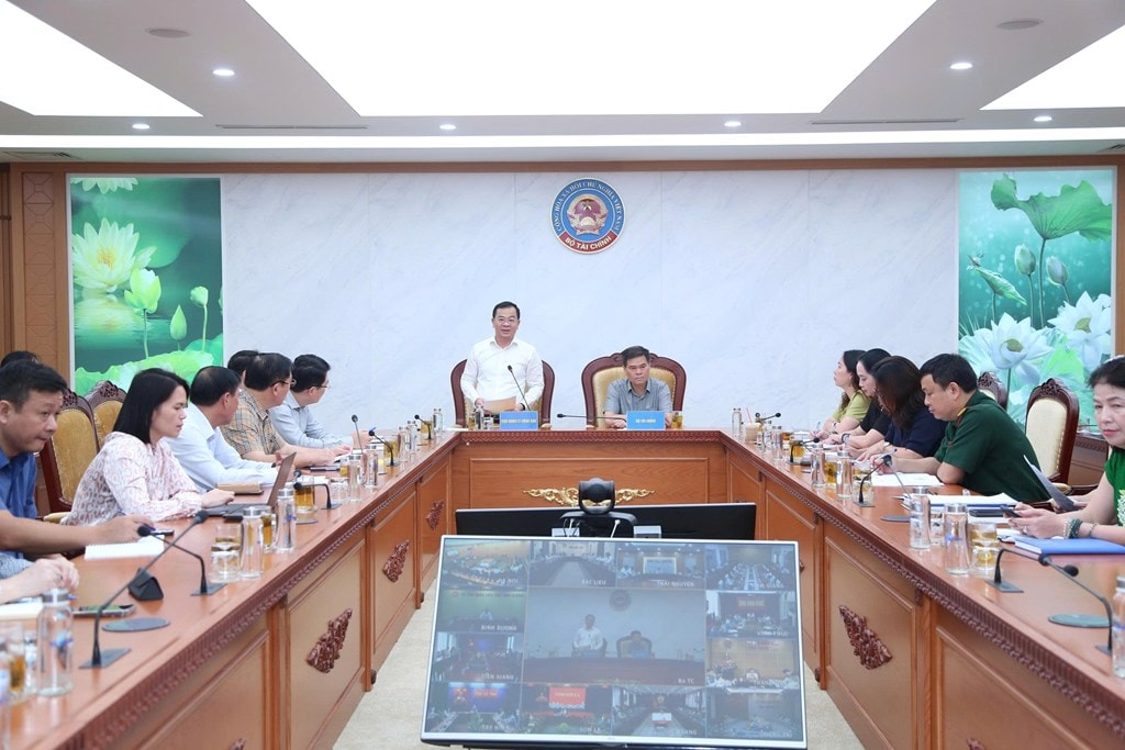 18-6-hoi-nghi-cong-san-20250618141916.jpg