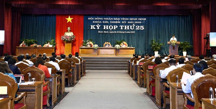 Bình Định tổ chức kỳ họp HĐND tỉnh cuối cùng trước khi sáp nhập- Ảnh 1.