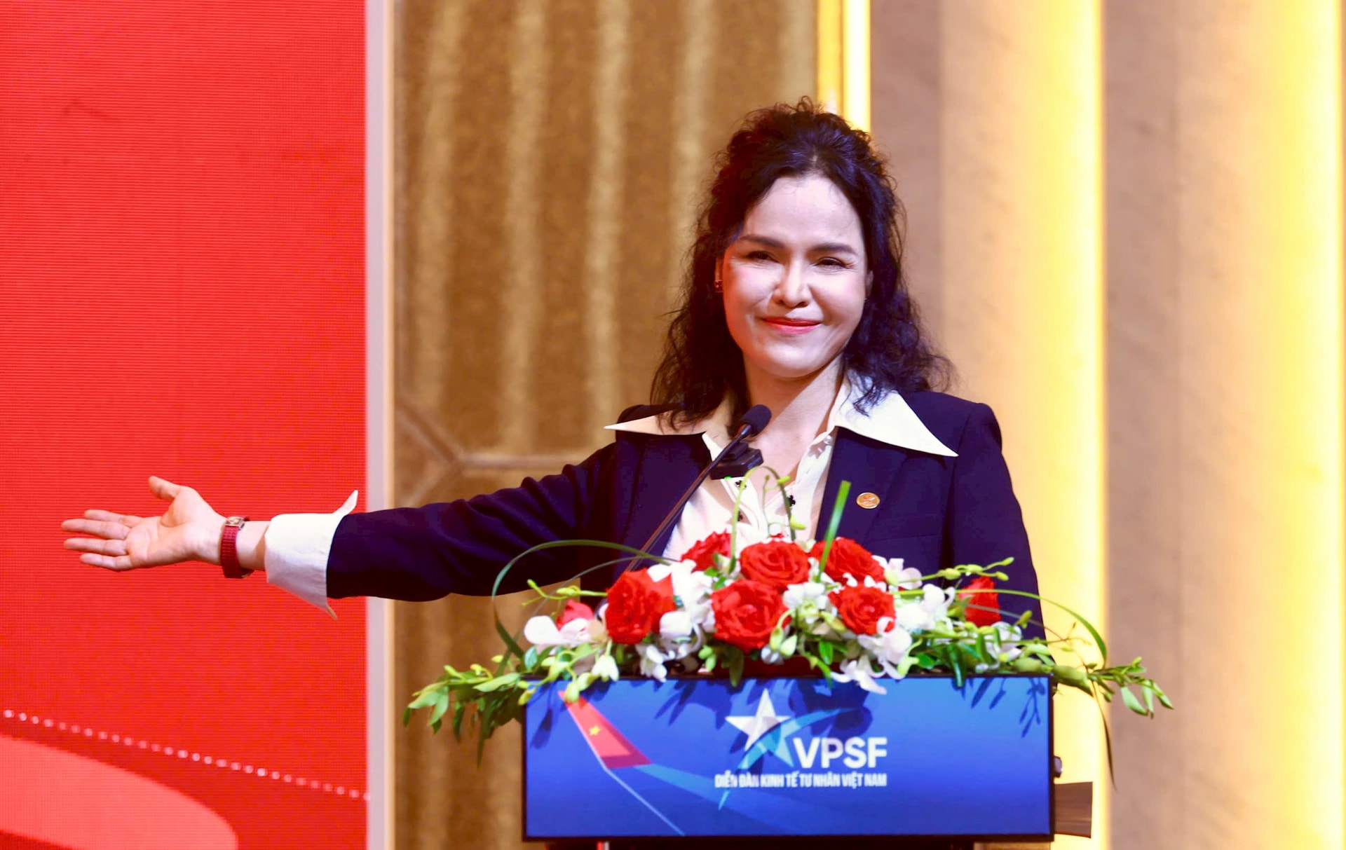 bà huệ-