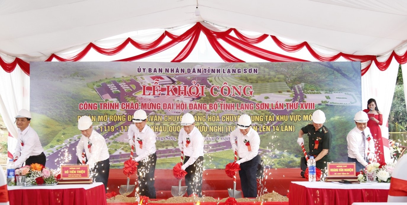 Lạng Sơn: Khởi công và gắn biển 2 công trình thuộc Đề án thí điểm xây dựng cửa khẩu thông minh