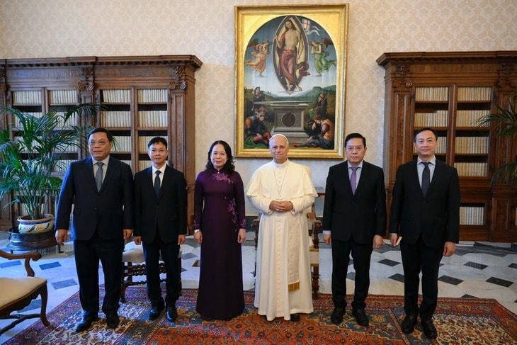 pctn-va-doan-vn-cung-giao-hoang.jpg