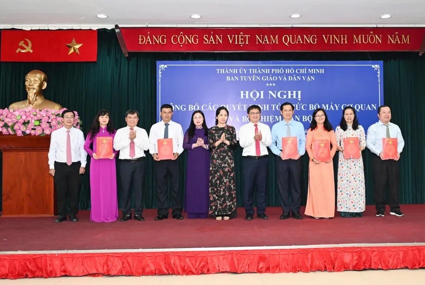 ban-tuyen-giao-va-dan-van-3-2521.jpg