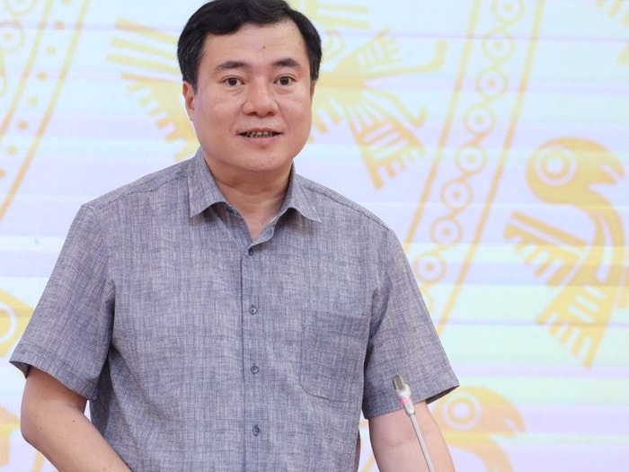 Thứ trưởng Bộ Công Thương đưa khuyến cáo với người bán hàng online - Tuổi Trẻ Online