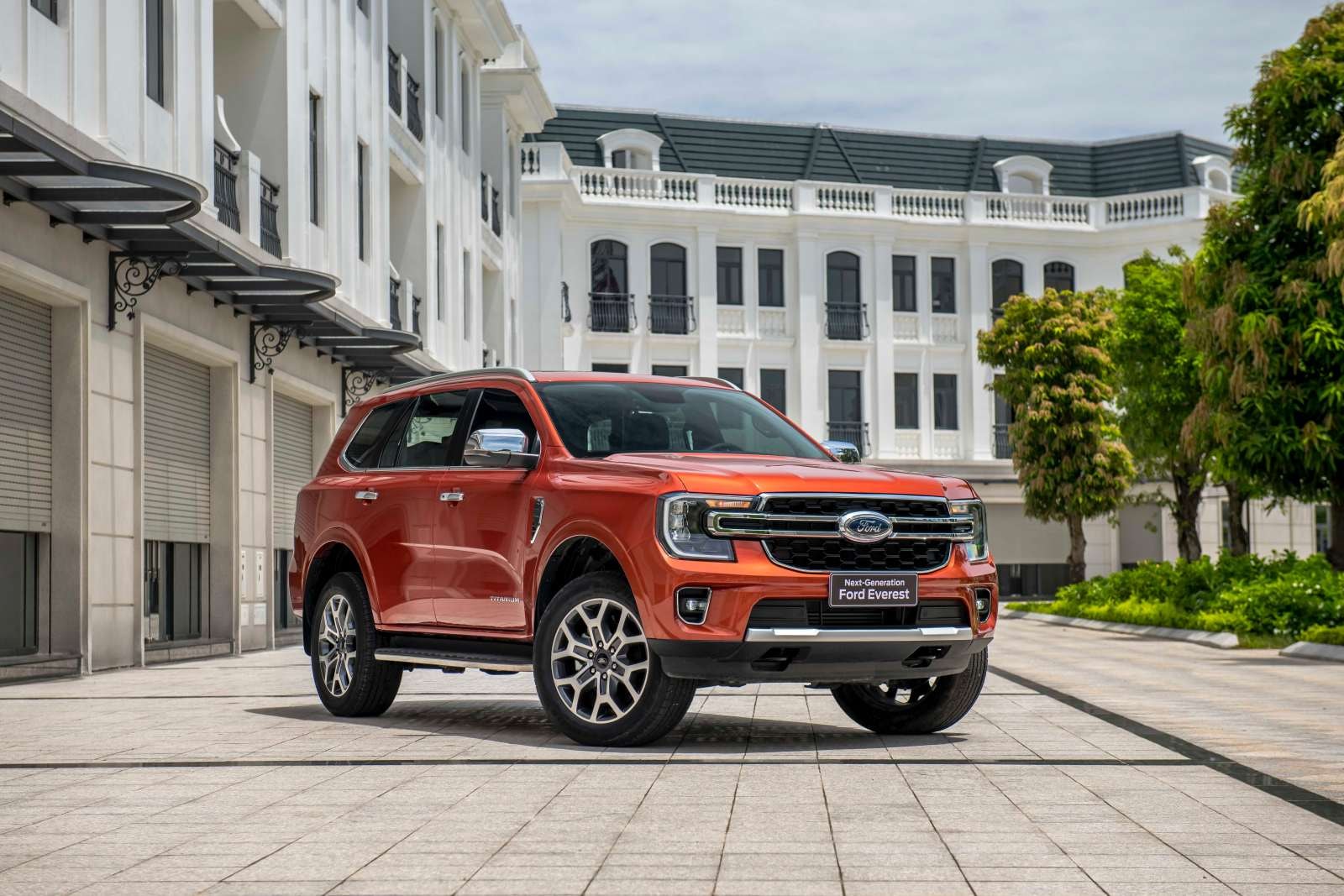 Ford Việt Nam giảm giá, hỗ trợ 50% phí trước bạ cho nhiều dòng xe