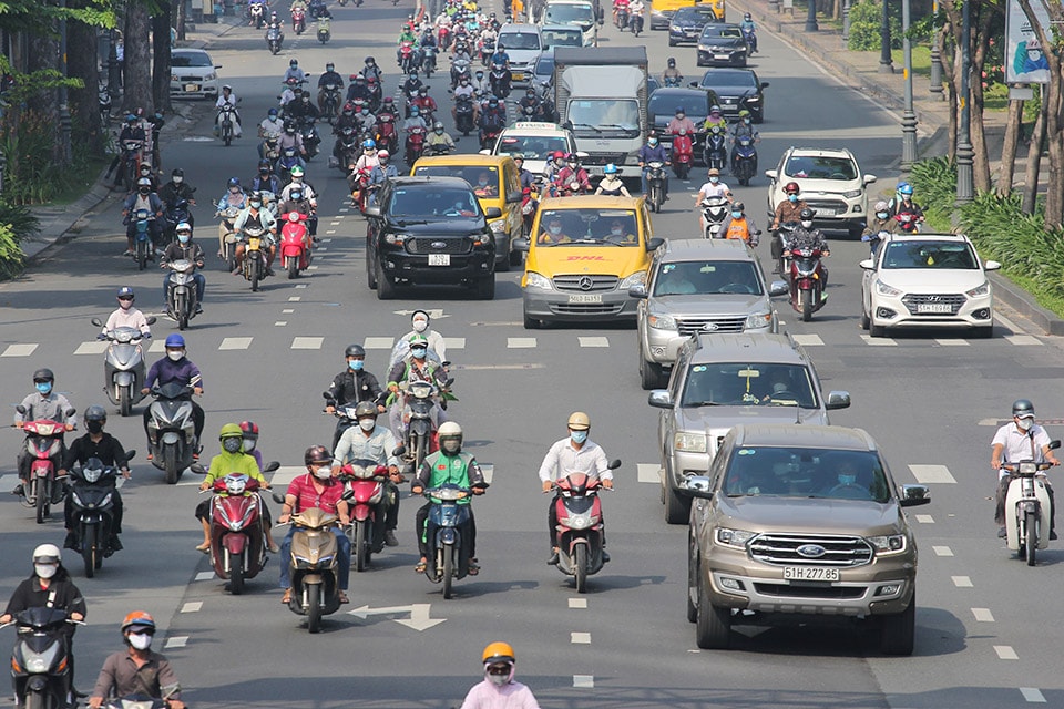 Xây dựng tiêu chuẩn giới hạn tiêu thụ nhiên liệu mới cho ô tô