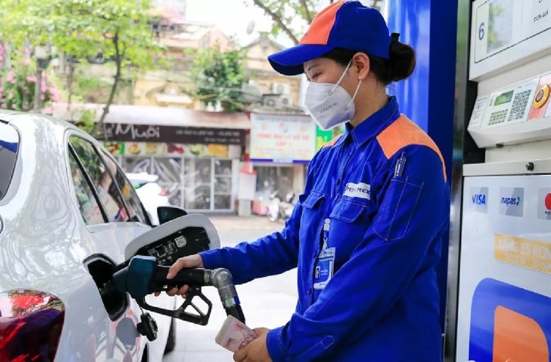 Đề xuất giảm thuế bảo vệ môi trường đối với xăng dầu đến hết 2025