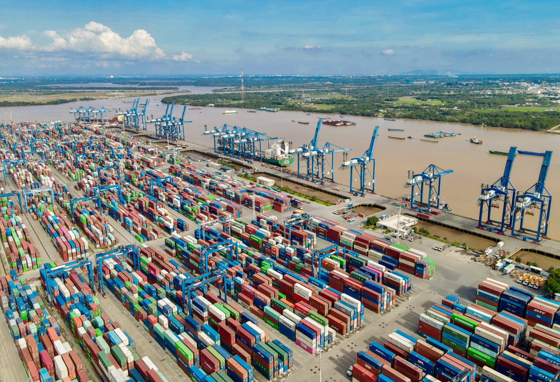 Đề xuất đầu tư 'siêu cảng' Cái Mép Hạ đón tàu biển lớn nhất thế giới - Báo VnExpress
