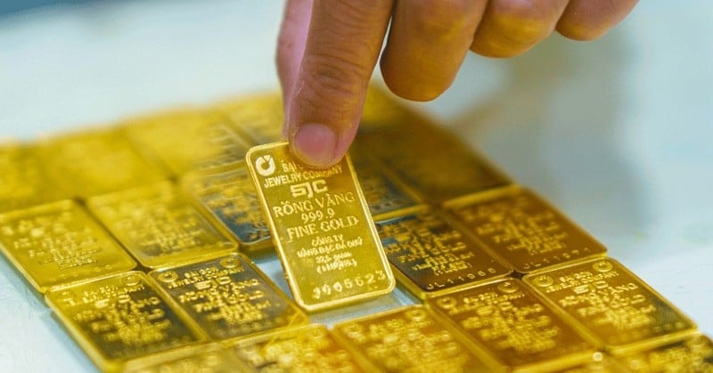 Giá vàng miếng bất ngờ giảm 800.000 đồng/lượng