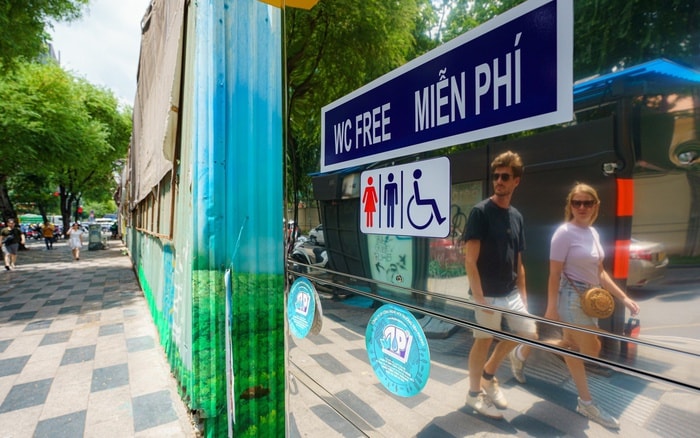 Vận động các hộ dân mở cửa cho du khách dùng nhà vệ sinh miễn phí dịp 2/9