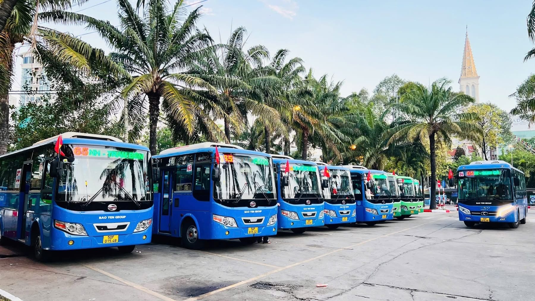 Người dân đi xe buýt tại TPHCM được miễn phí trong ngày 30/4