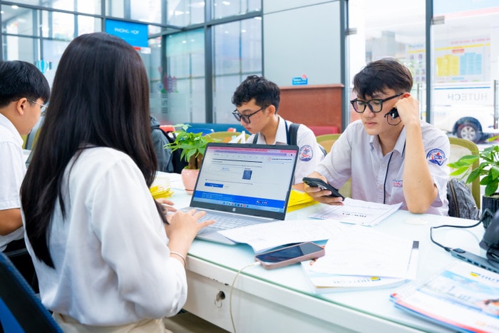 Những trường đại học đầu tiên công bố điểm sàn xét điểm thi tốt nghiệp - Saostar.vn