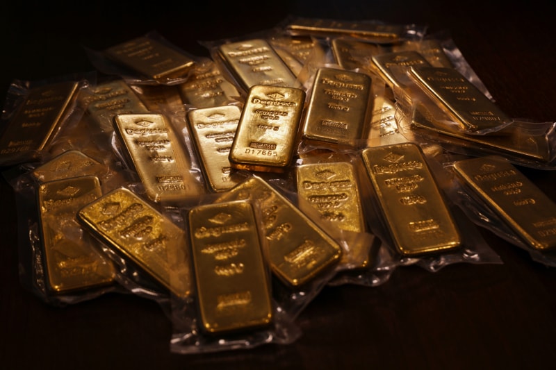 Giá vàng thế giới lên gần 2.000 USD/oz, “cá mập” SPDR Gold Trust bất ngờ mua ròng 15 tấn - Nhịp sống kinh tế Việt Nam & Thế giới