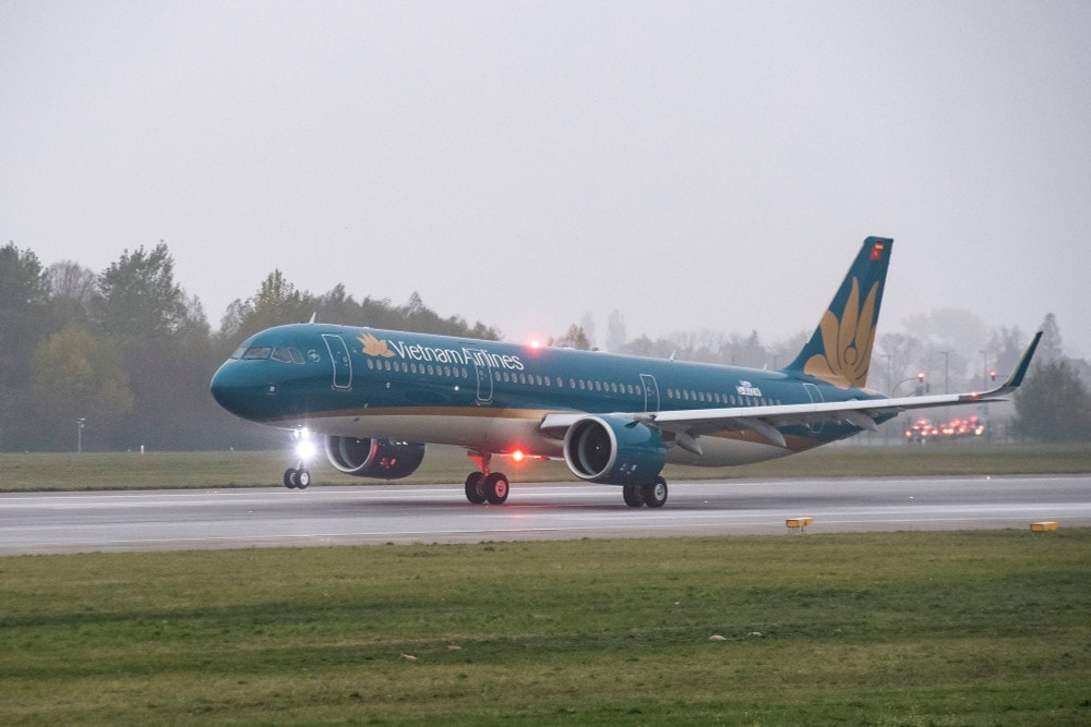 Vietnam Airlines Điều Chỉnh Lịch Bay Do Bão Wipha | Vietnam+ (VietnamPlus)