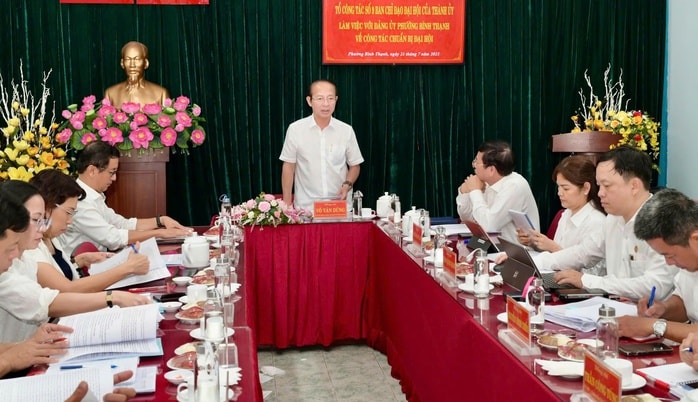TP HCM chuẩn bị đại hội Đảng bộ phường , xã cho nhiệm kỳ 2025 - 2030 - Ảnh 1.