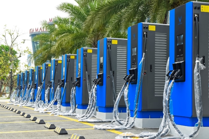 Đề xuất dự án nhà ở hơn 500 căn, trung tâm thương mại phải có trạm sạc xe điện