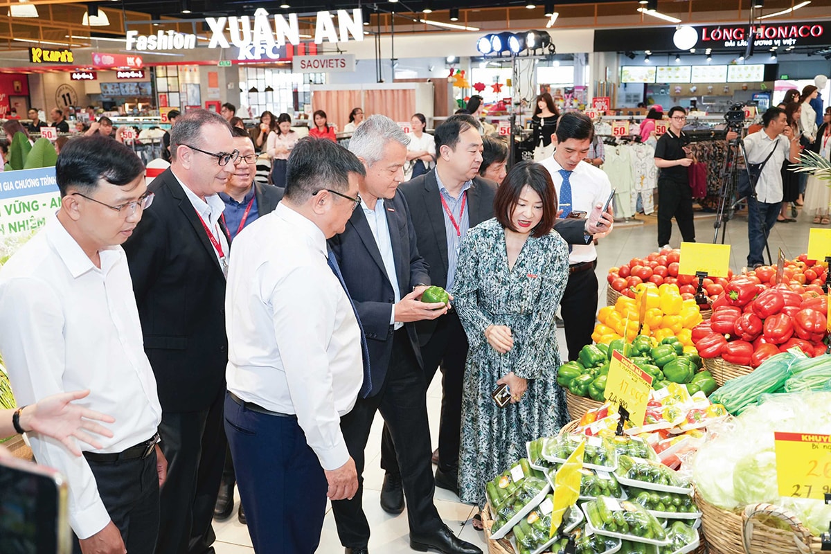 Người tiêu dùng không chỉ quan tâm đến giá cả và tiện ích, mà ngày càng chú trọng đến nguồn gốc sản phẩm, mức độ thân thiện với môi trường và giá trị xã hội mà sản phẩm mang lại.