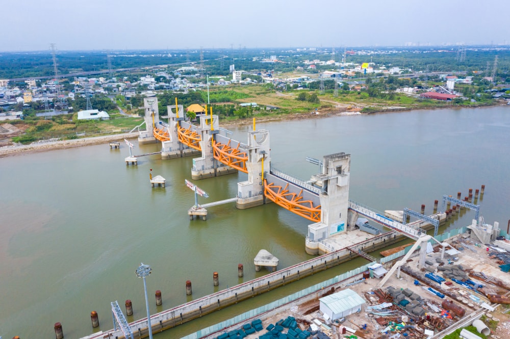 Dự án ngăn triều 10.000 tỷ được kỳ vọng hoàn thành trong năm nay - Báo Phụ Nữ