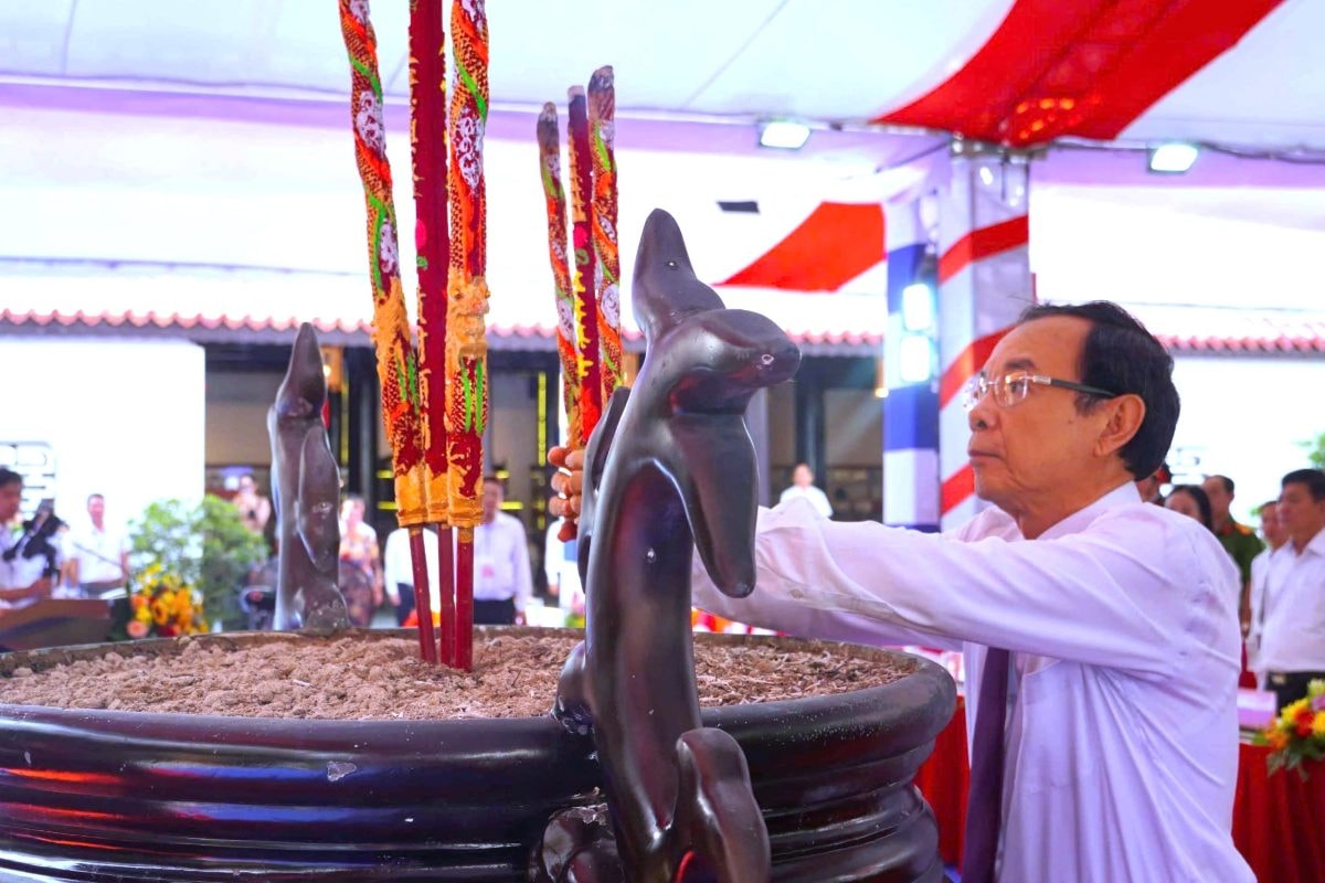 TPHCM tổ chức Lễ giỗ anh hùng liệt sĩ, đồng bào yêu nước tại Côn Đảo