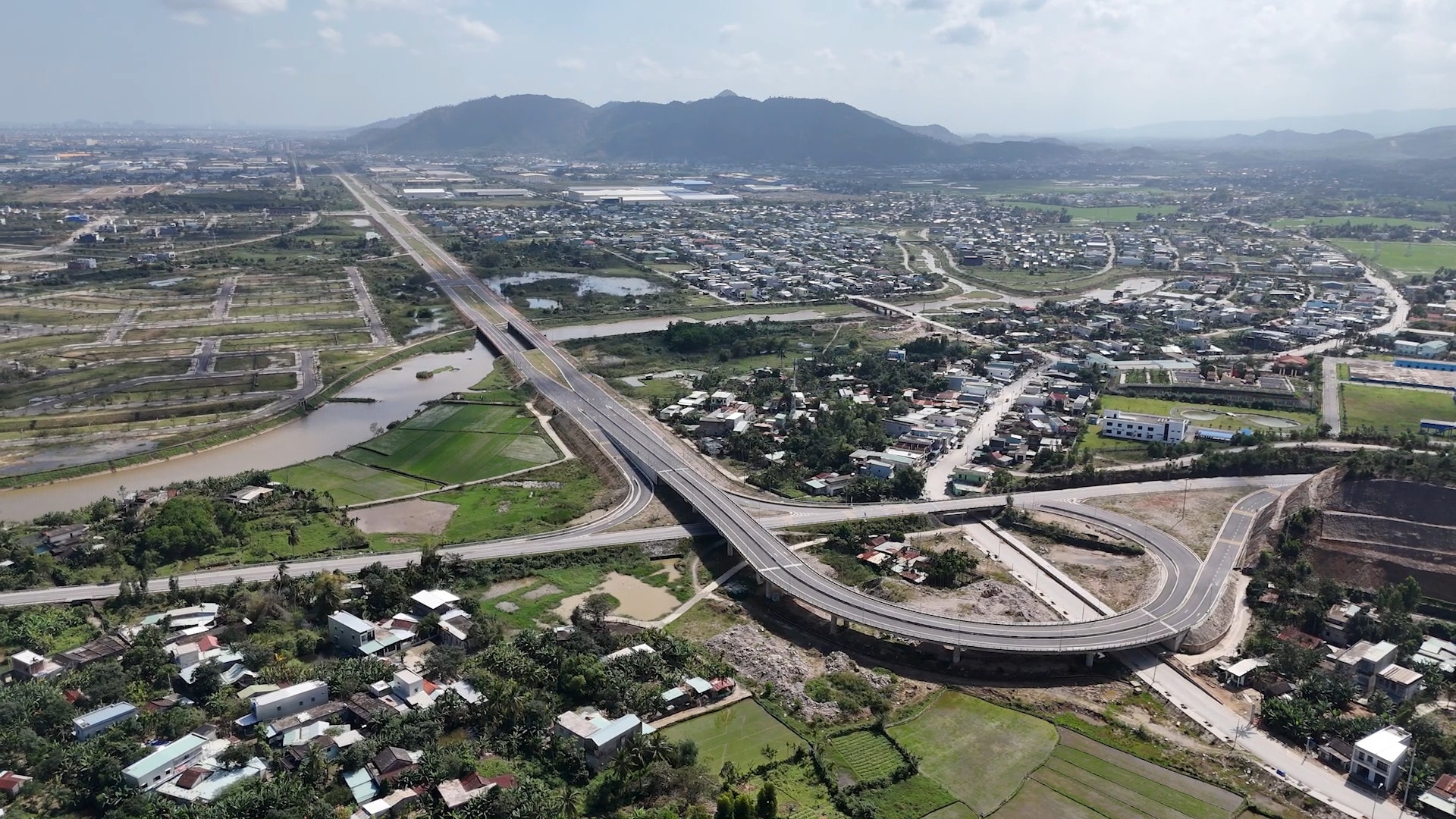 Cao toc Bac Nam - Da Nang