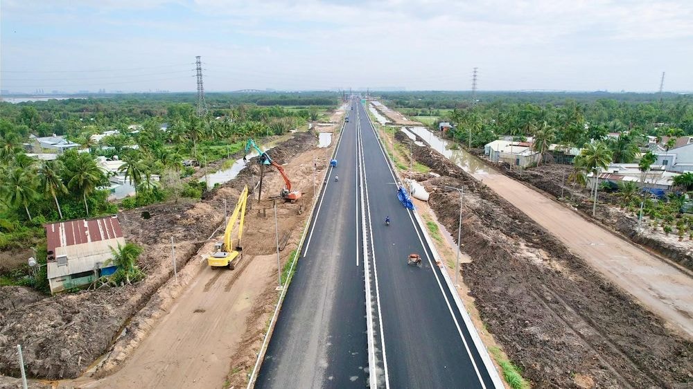 Đồng Nai triển khai 140 ngày đêm hoàn thành thông xe kỹ thuật 2 dự án