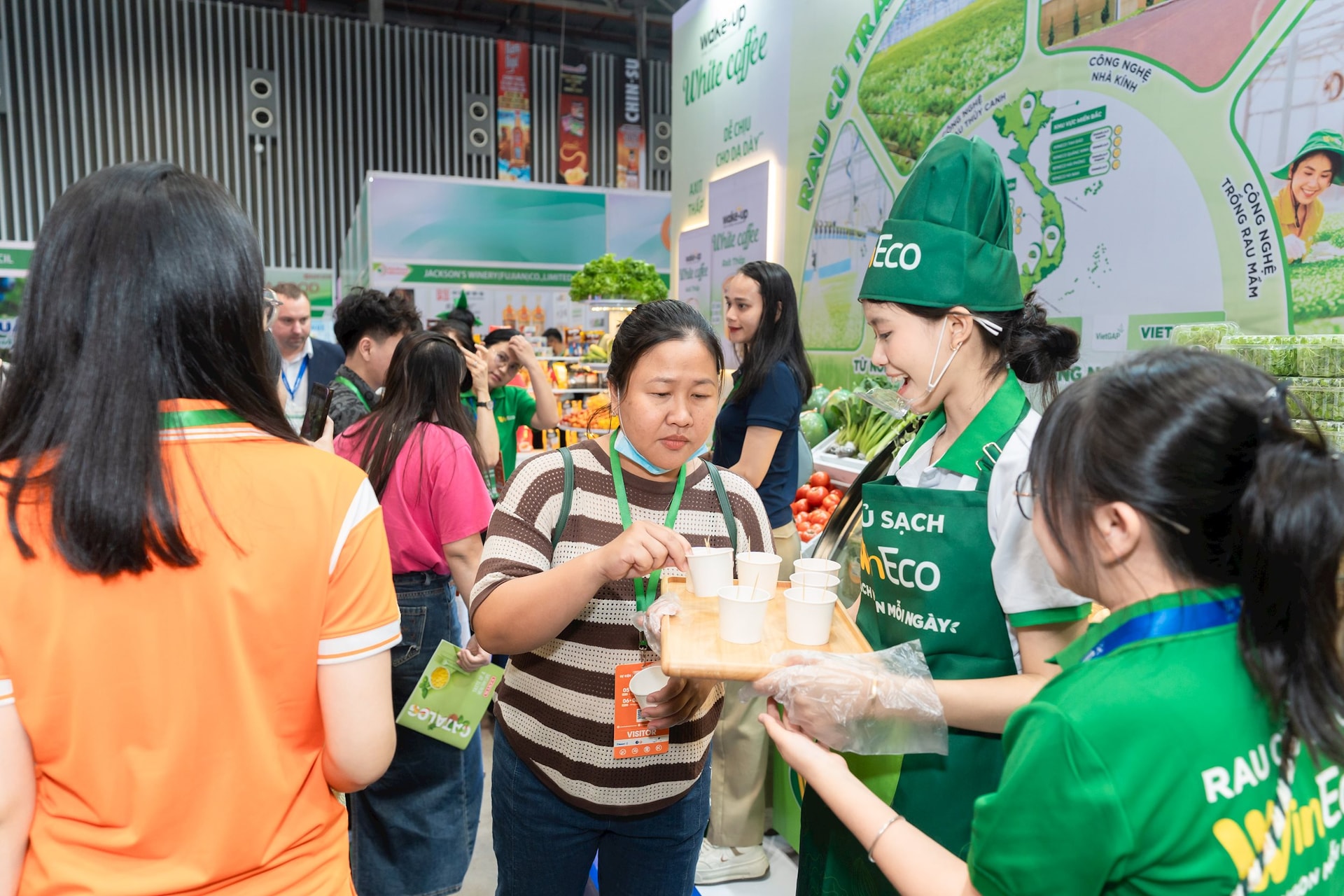 Lần đầu tham gia Vietfood, WinEco - giới thiệu các dòng rau quả hữu cơ, đạt chuẩn VietGAP & GlobalGAP (4)