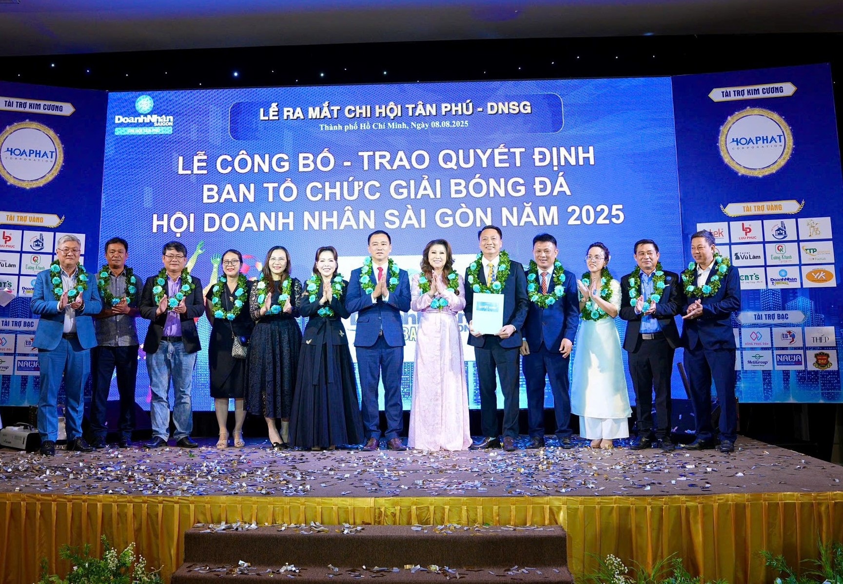 Chính thức 