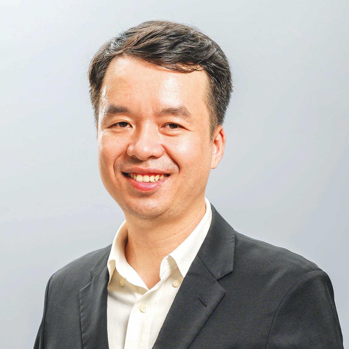 Ông Trần Duy Khiêm