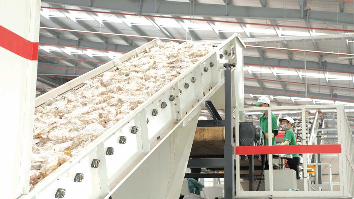 Giá trị kinh tế của bao bì đã qua sử dụng rất thấp, khiến cho hoạt động thu hồi tốn kém và kém hấp dẫn DN