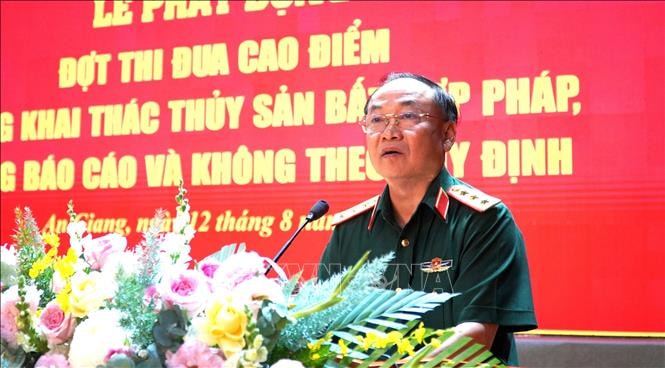 Thượng tướng Thái Đại Ngọc - Phó tổng Tham mưu trưởng Quân đội Nhân dân Việt Nam, Trưởng Ban chỉ đạo Bộ Quốc phòng về chống IUU phát biểu tại buổi lễ