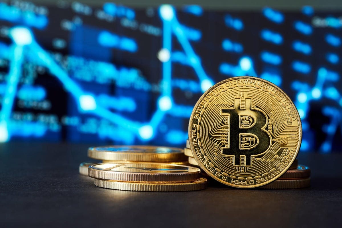 Bitcoin có lúc vượt 62.500 USD, đang tiến dần tới đỉnh lịch sử?- Ảnh 1.