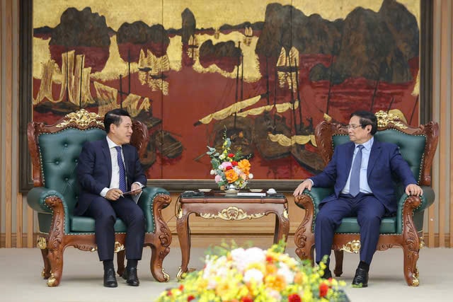 TT Pham Minh Chinh - Lao 1