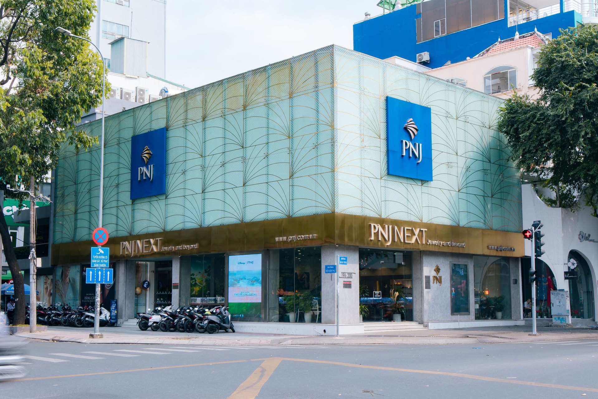 PNJ nộp ngân sách hơn 2.100 tỷ đồng - Báo VnExpress Kinh doanh