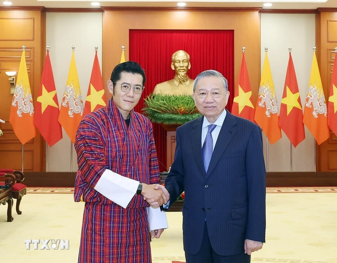 ttxvn-tong-bi-thu-to-lam-tiep-qu.png