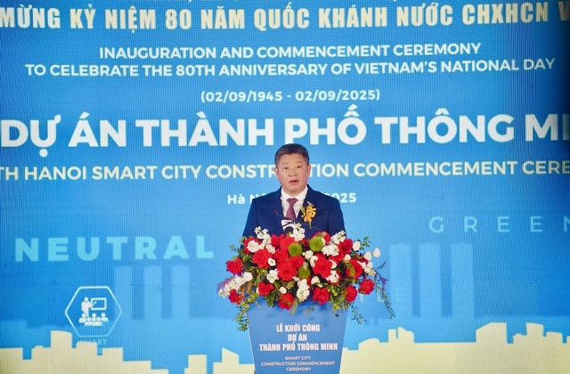 Phó Chủ tịch UBND TP. Hà Nội Nguyễn Mạnh Quyền phát biểu tại lễ khởi công. 