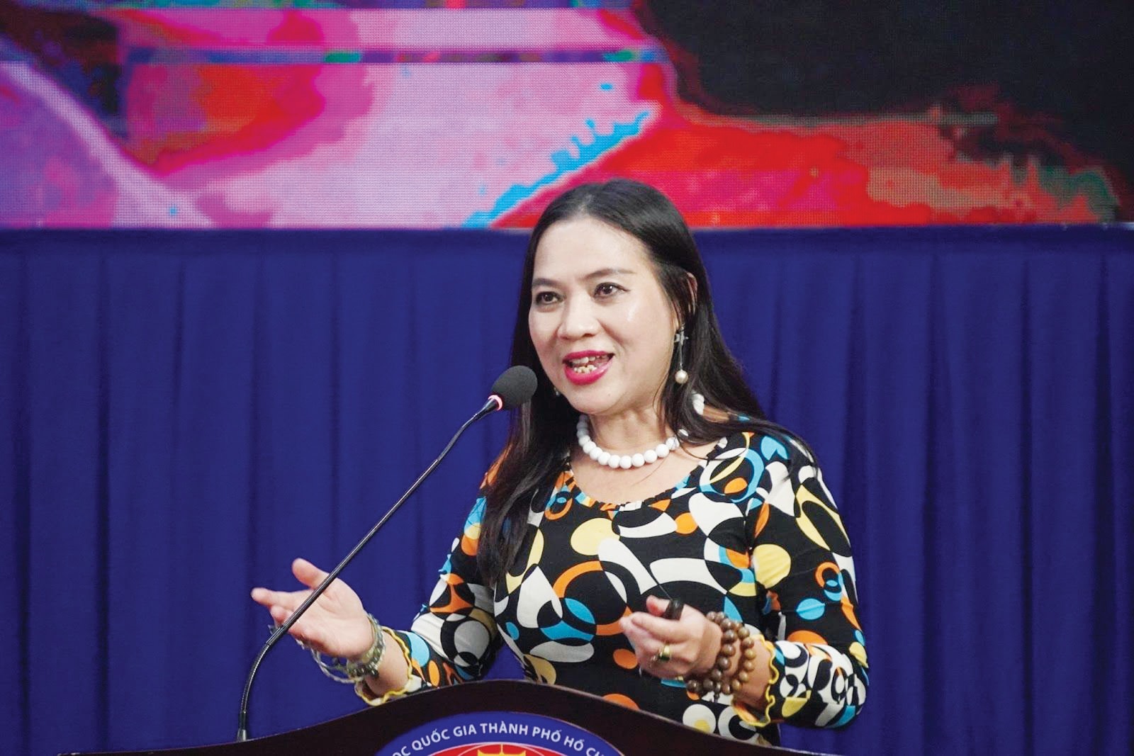 Bà Phan Yến Ly 