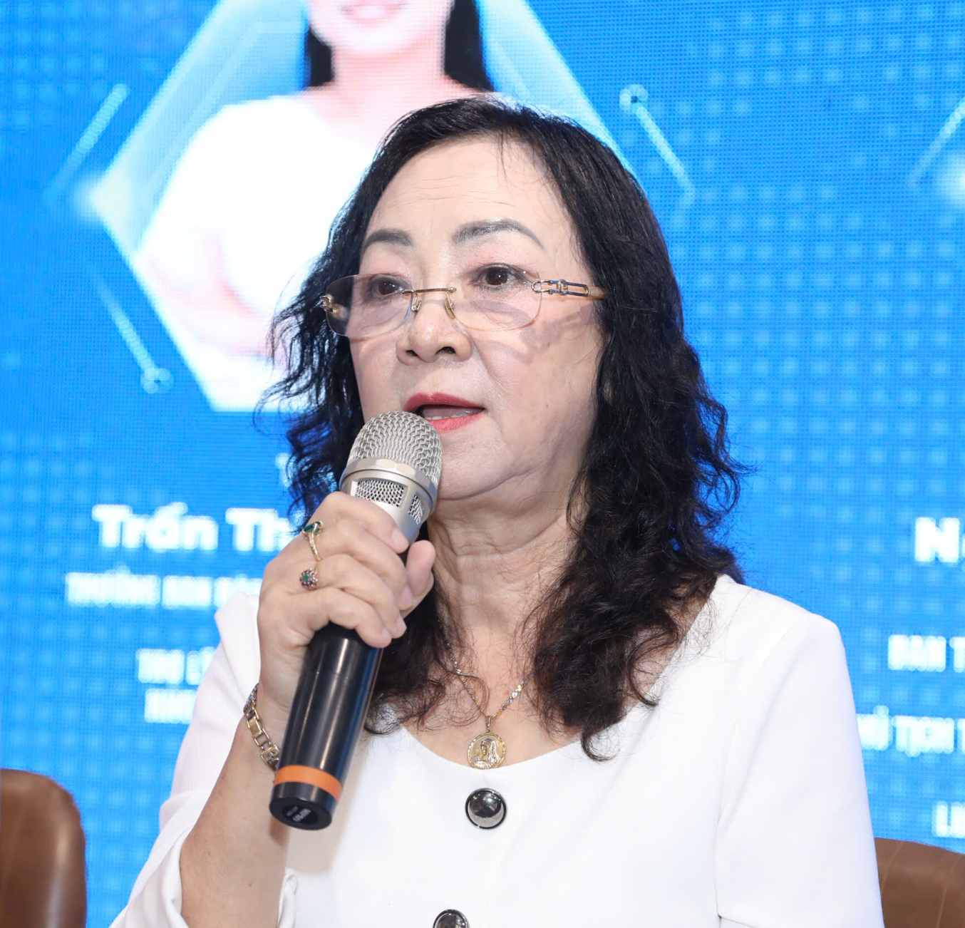 Ảnh màn hình 2025-08-28 lúc 13.48.24