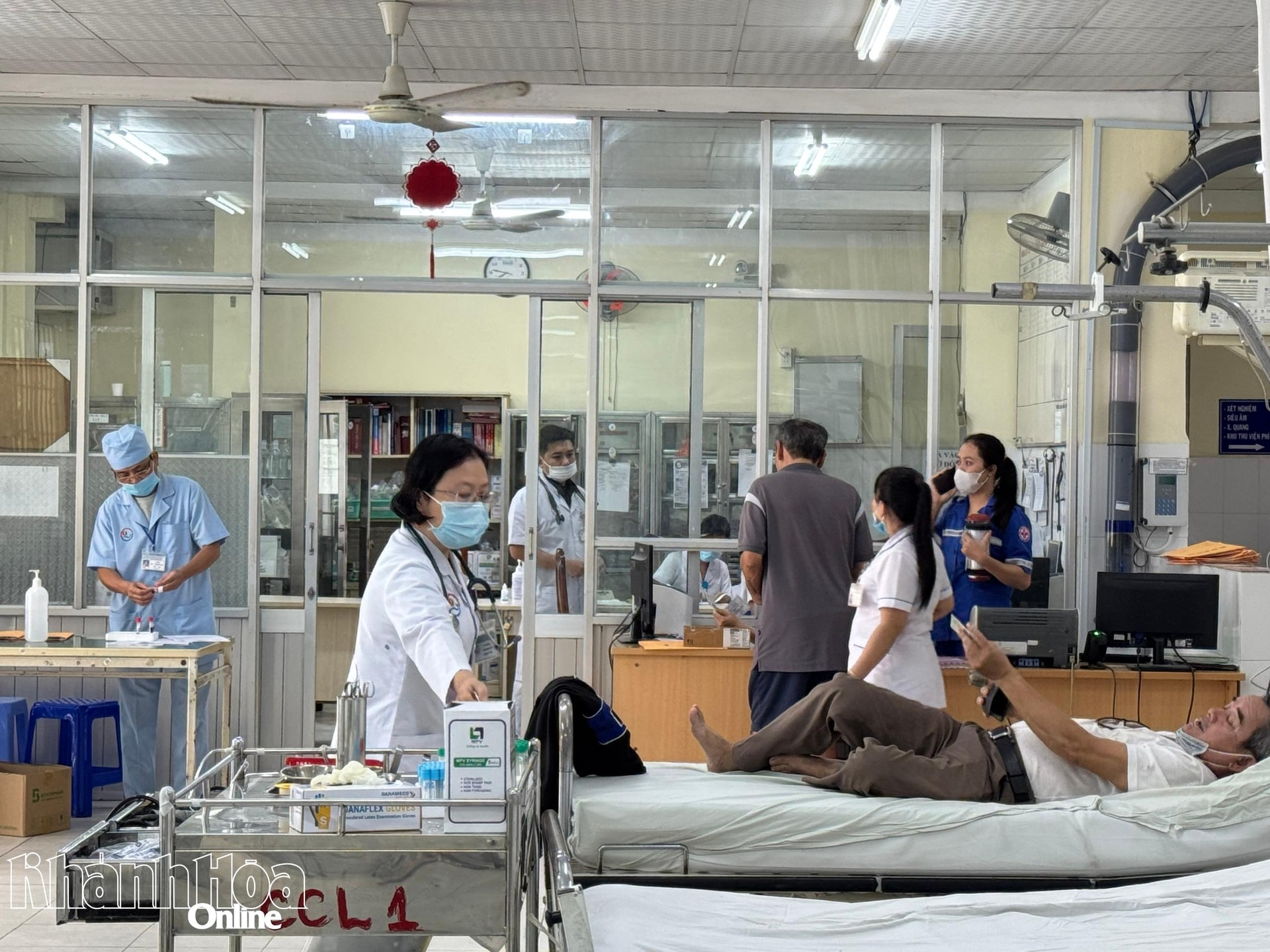 Khánh Hòa: Bảo đảm công tác khám chữa bệnh và cấp cứu dịp nghỉ Lễ 30/4 và 1/5