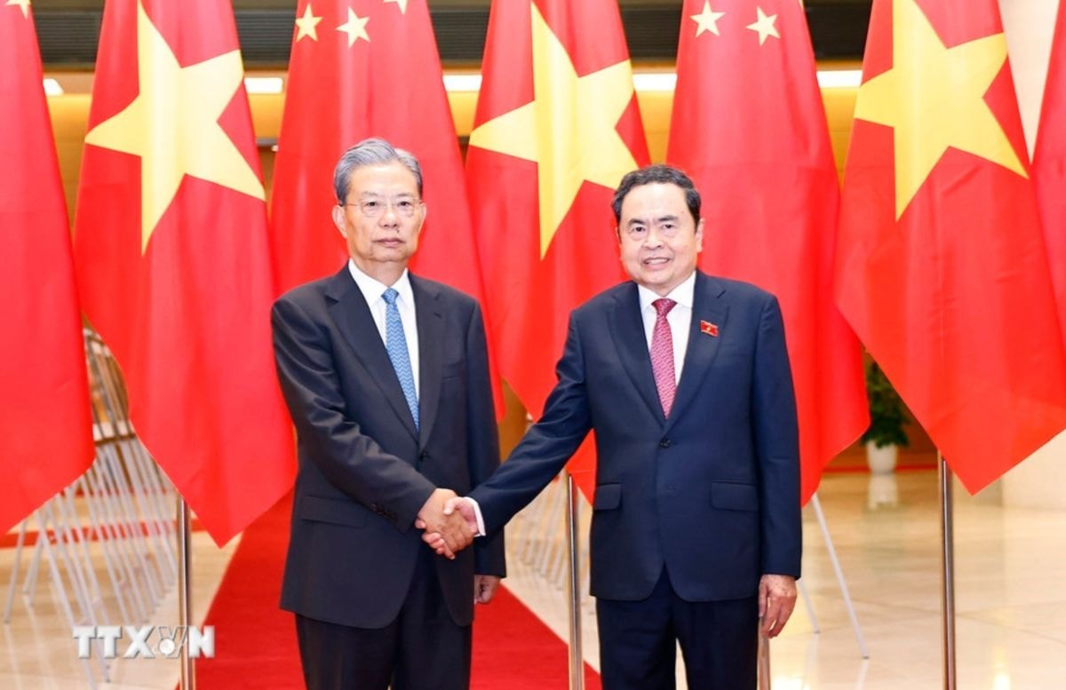 Chủ tịch Quốc hội đón, hội đàm với Ủy viên trưởng Nhân đại toàn quốc Trung Quốc