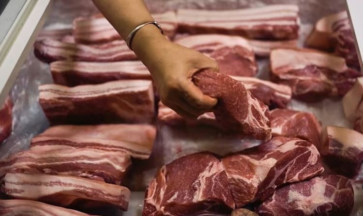 Trung Quốc áp thuế tạm thời với thịt lợn nhập khẩu từ EU | Vietnam+ (VietnamPlus)