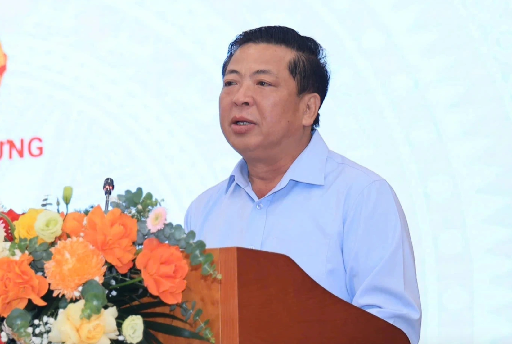 Bo truong Tran Hong Minh