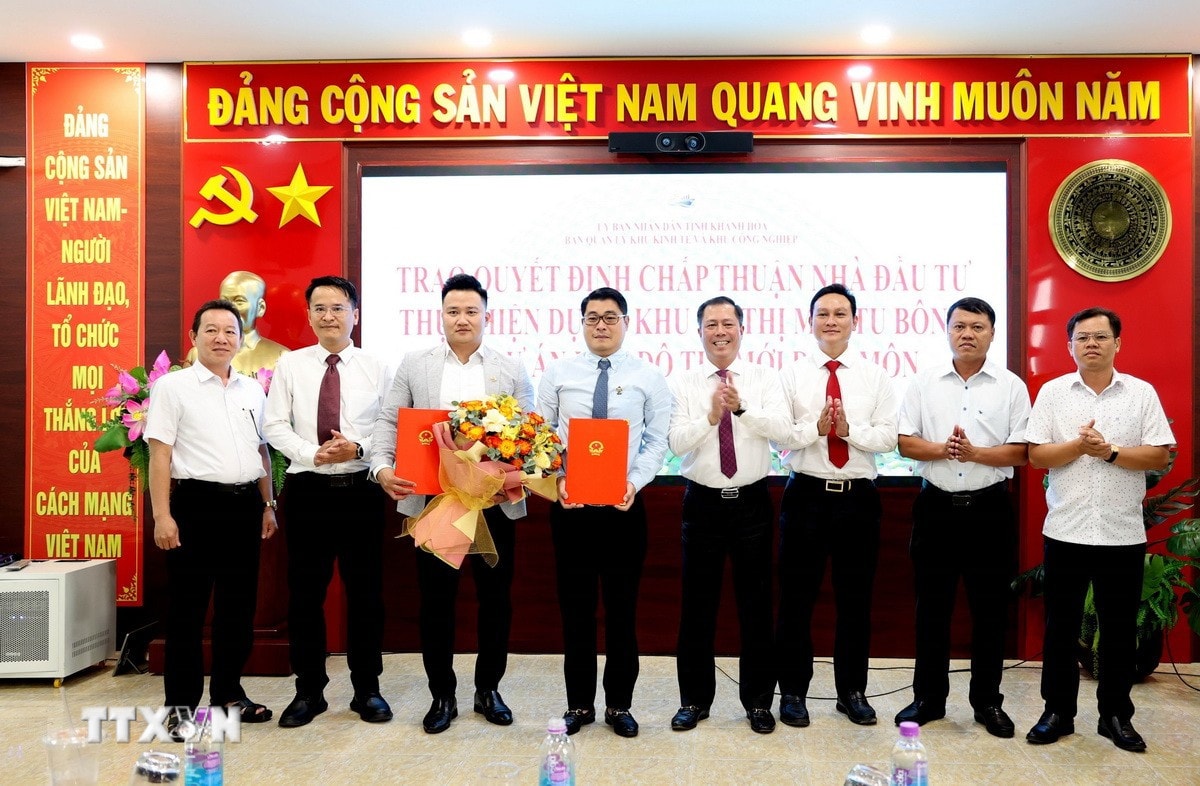 khanh-hoa-sieu-do-thi2.jpg