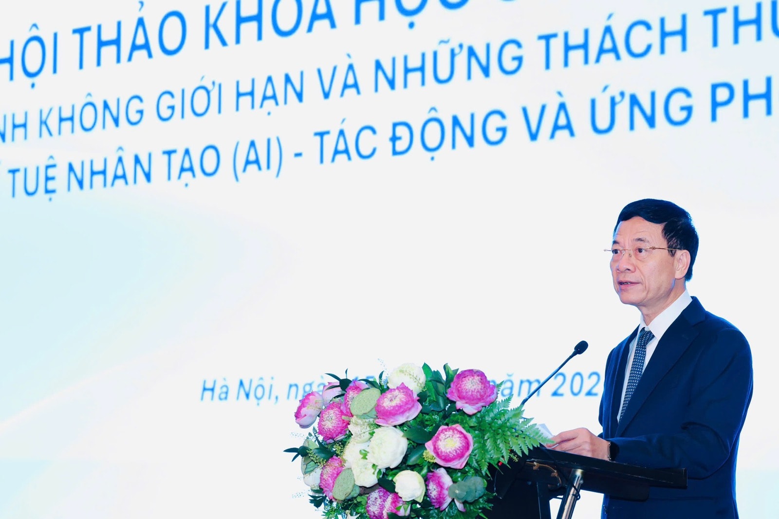 Bộ trưởng Khoa học và Công nghệ Nguyễn Mạnh Hùng phát biểu