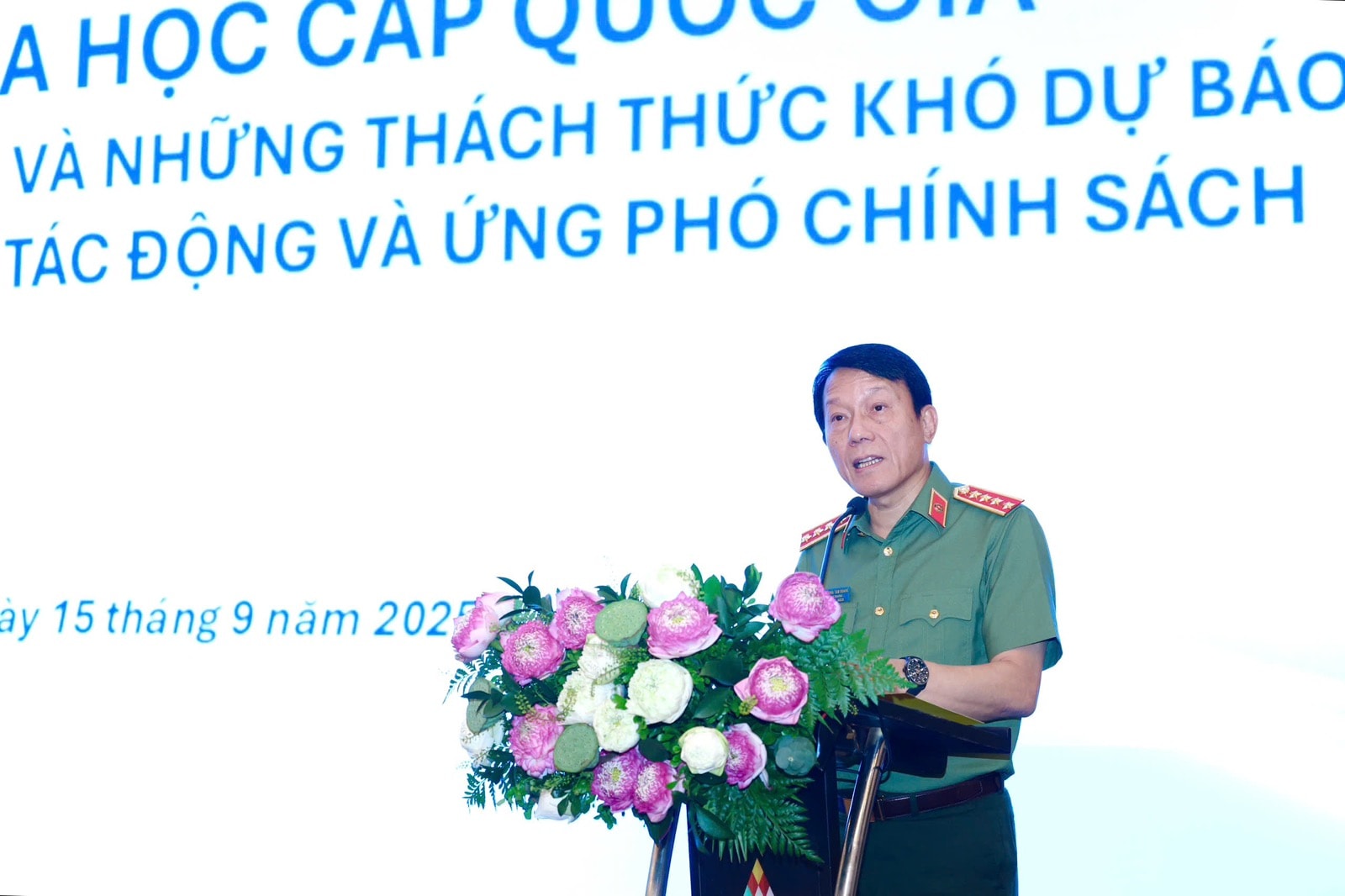 Đại tướng Lương Tam Quang, Bộ trưởng Bộ Công an (1)