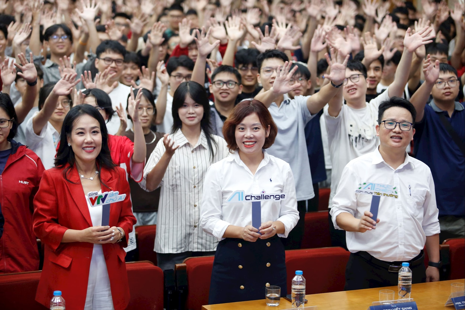 Ảnh 2 Giải thưởng lớn chưa từng có từ Nhà tài trợ độc quyền Techcombank hấp dẫn thí sinh